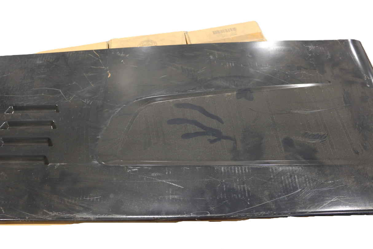 DOOSAN - A511179 - COVER ASSY;SIDE RIGHTHAND
