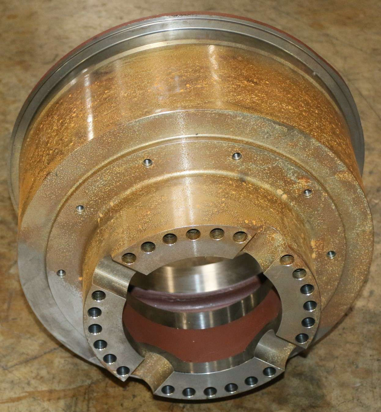 AXLETECH - 329501143E - CAST IRON AXLE DIFFERENTIAL CA