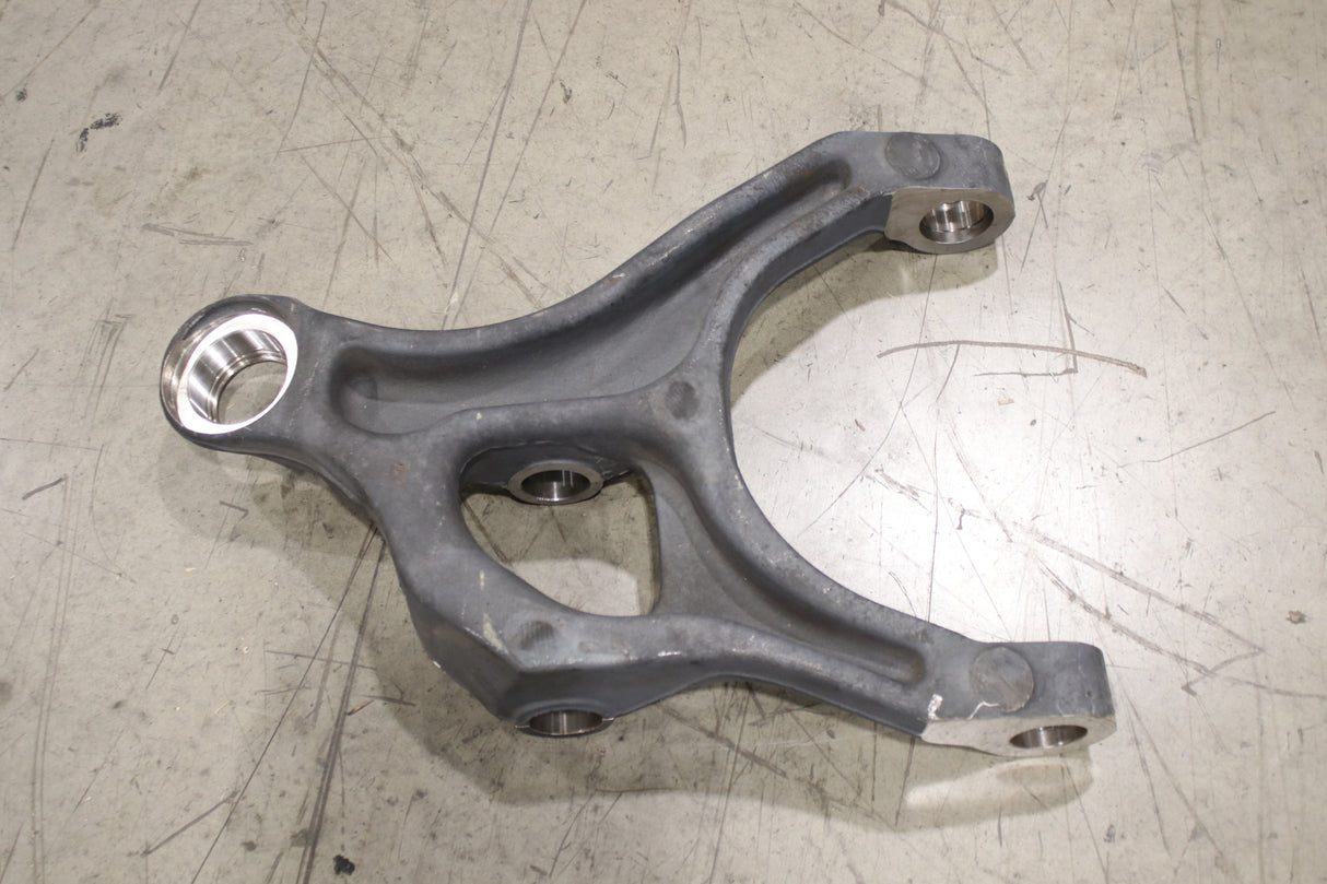 AXLETECH - 144012070A01 - CAST IRON SUSPENSION LOWER CON