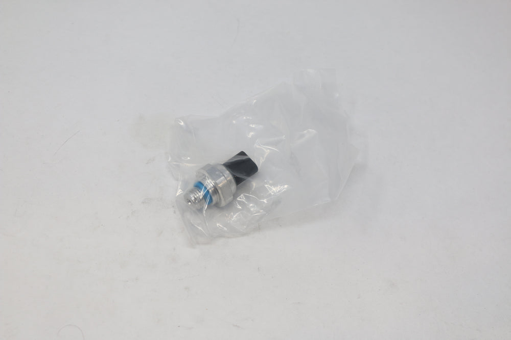 BOBCAT - FACTORY OVERSTOCK - 7386547 - PRESSURE SENSOR