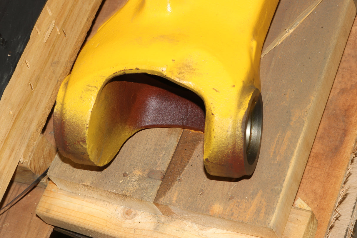 BOBCAT - 7292020 - HOUSING AXLE