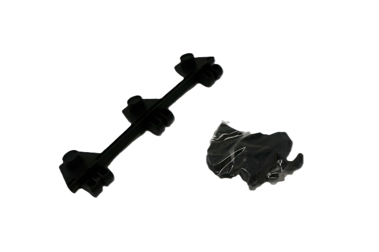 BOBCAT - 7372275 - LATCH DOOR