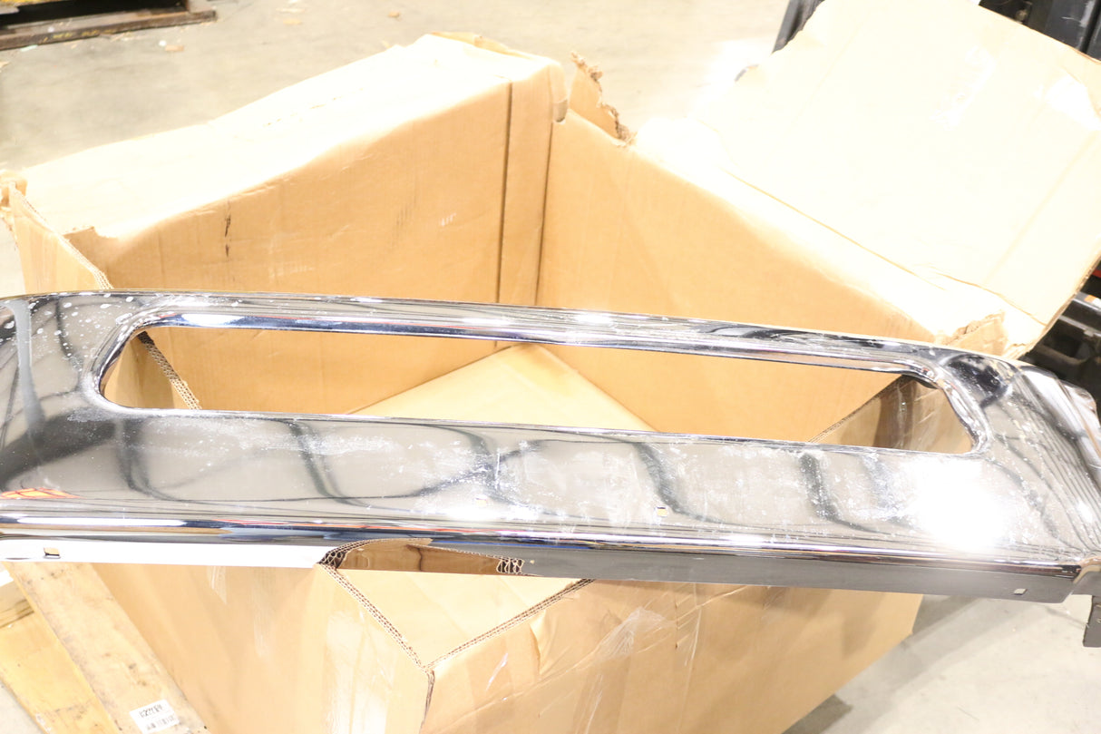 SCHWARZE - 68857 - BUMPER- CHROME CENTER FL