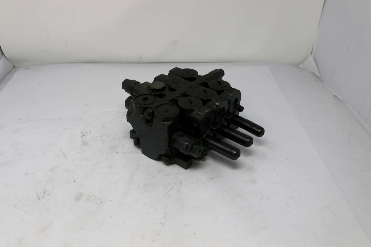 HUSCO - 5000-C336 - HYDRAULIC VALVE GP - 3 WAY