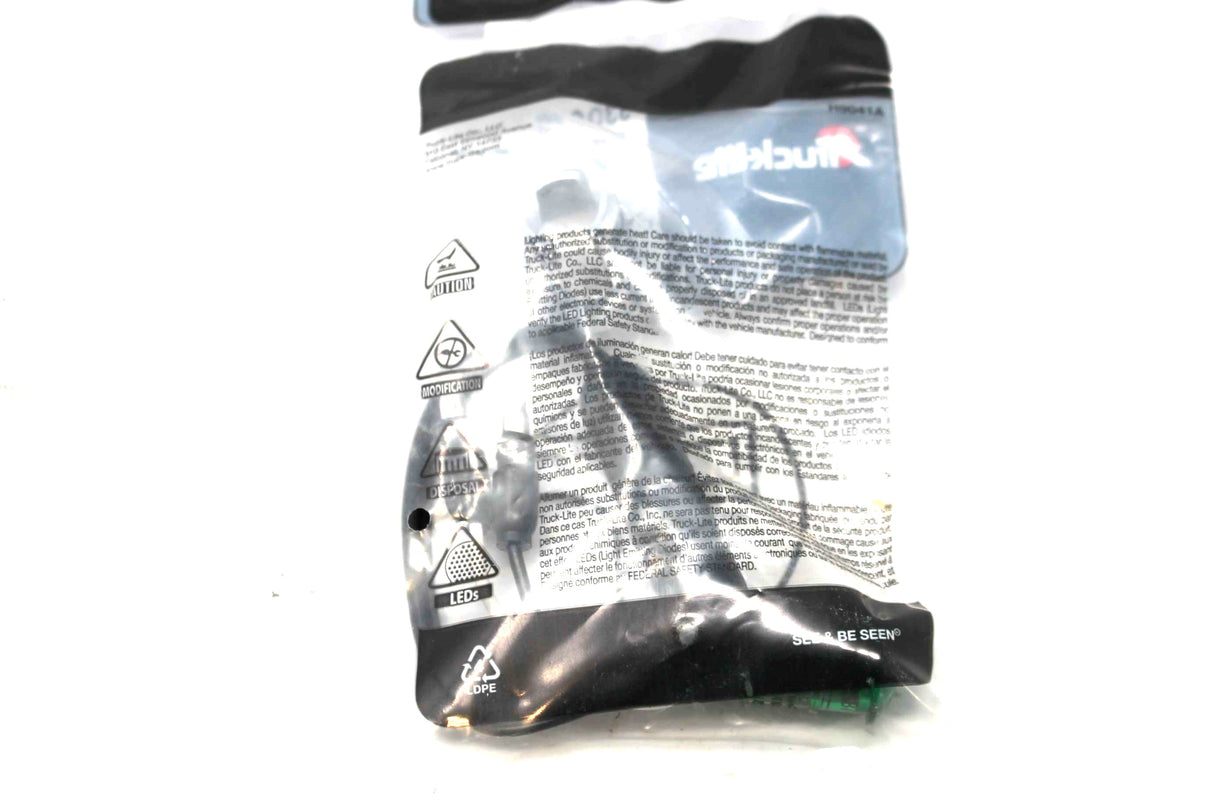 TRUCK-LITE - 33062G - LED 33 SERIES AUX. FLANGE