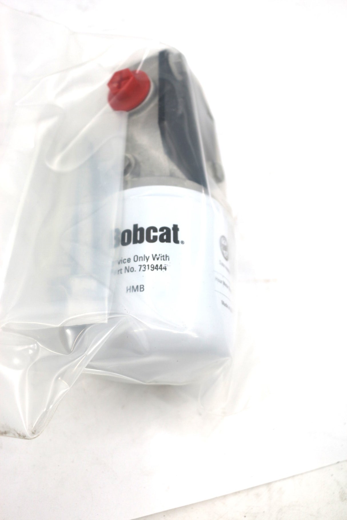 BOBCAT - 7326371 - FILTER ADAPTER ASSEMBLY