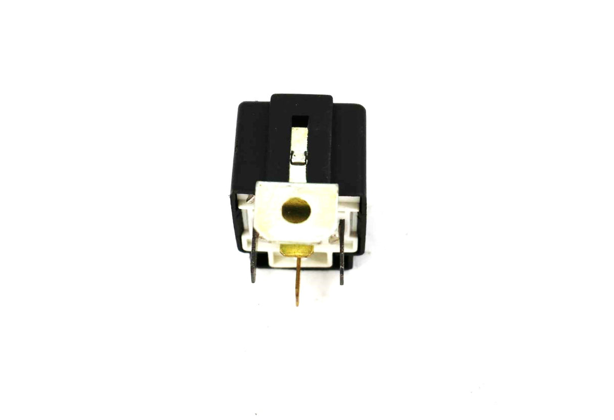 BOBCAT - 85408904 - RELAY - 12V 15A WITH FUSE AND