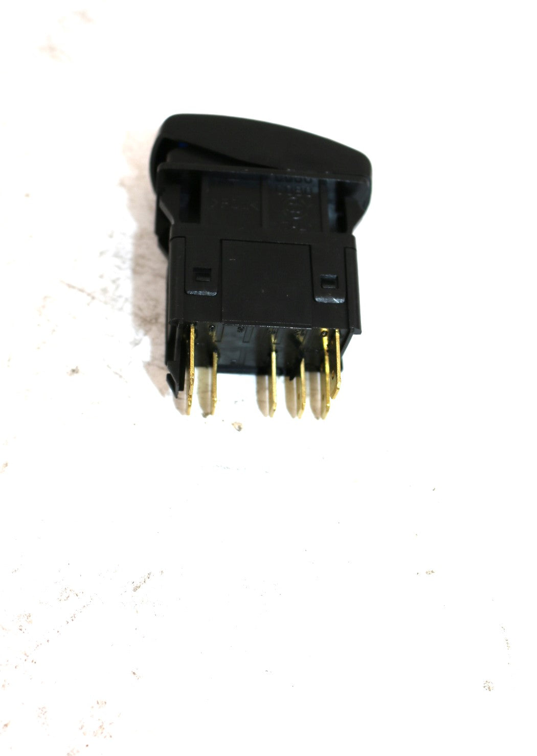 BOBCAT - 7027027 - SWITCH PUSH-BUTTON