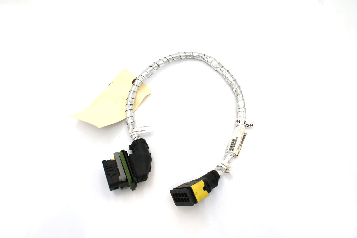 PACCAR - M92-1040-10600 - HARNESS-DEF TANK EXT 2017