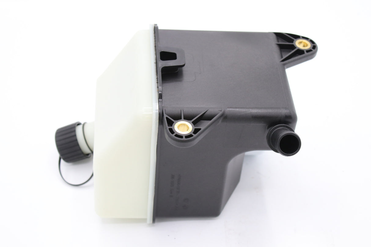 PACCAR - J86-1070 - RESERVIOR 2 QT P/S