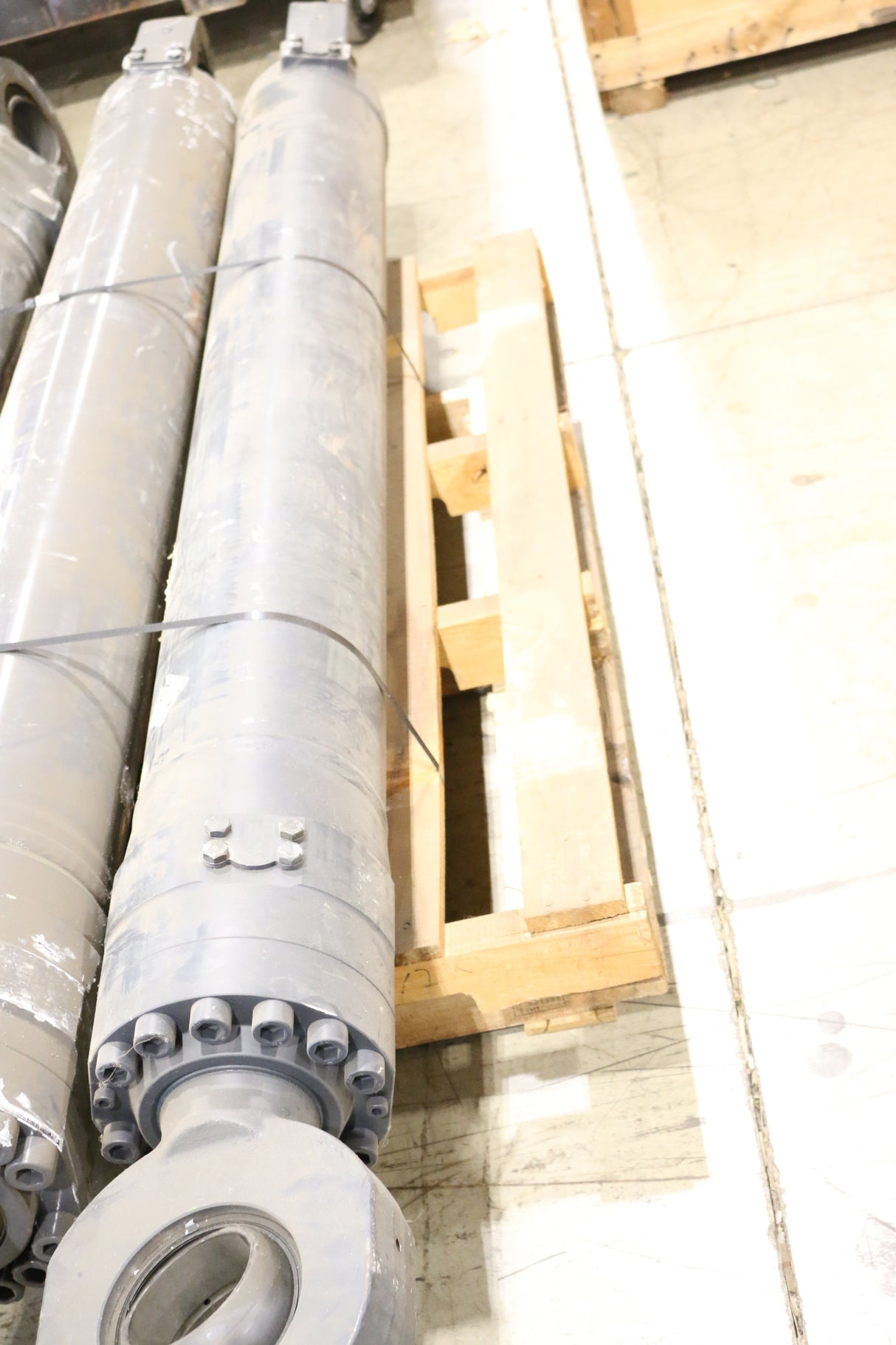 TEREX FUCHS - 5577670007 - HYDRAULIC CYLINDER