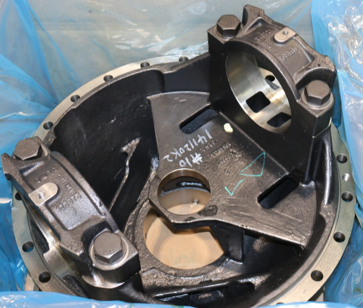 DANA SPICER - 2114548 - DIFF CARRIER & CAP ASSY