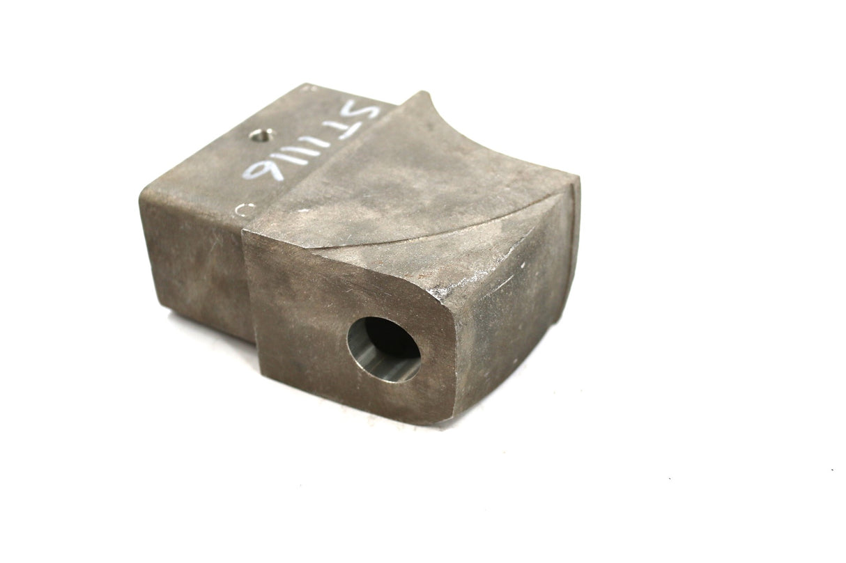 JLG - ST1116 - OUTRIGGER CAP