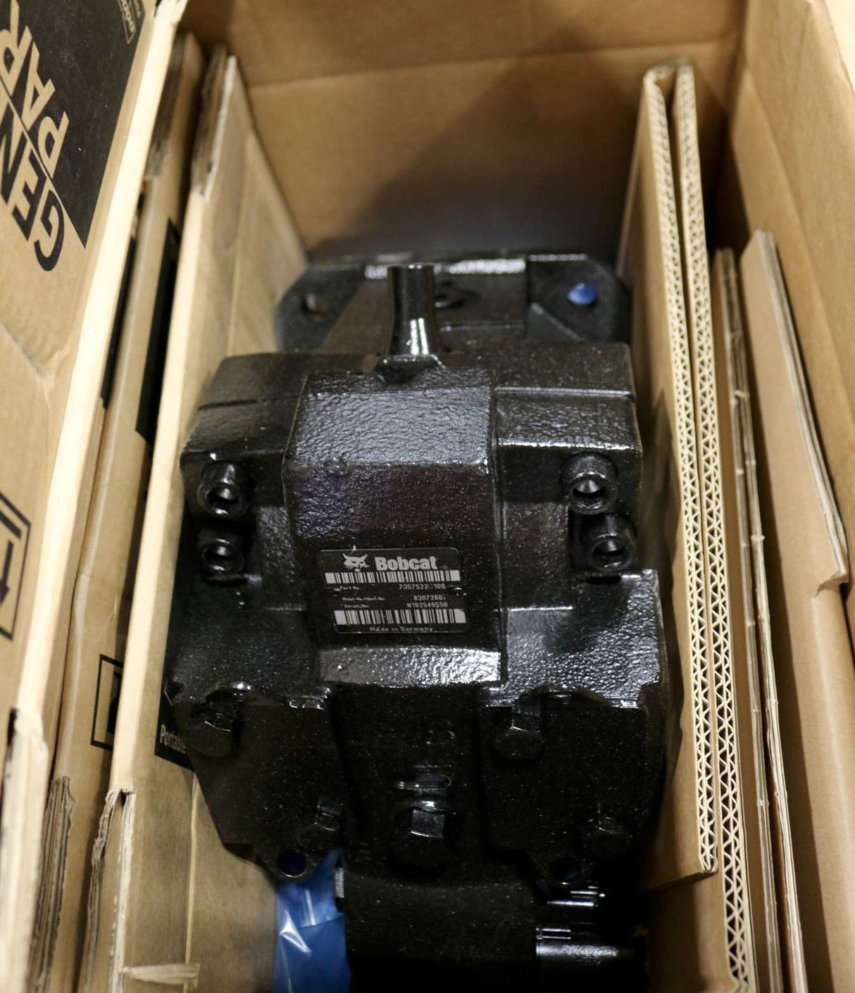 DANFOSS - 83072607 - MOTOR HYDST 25KM