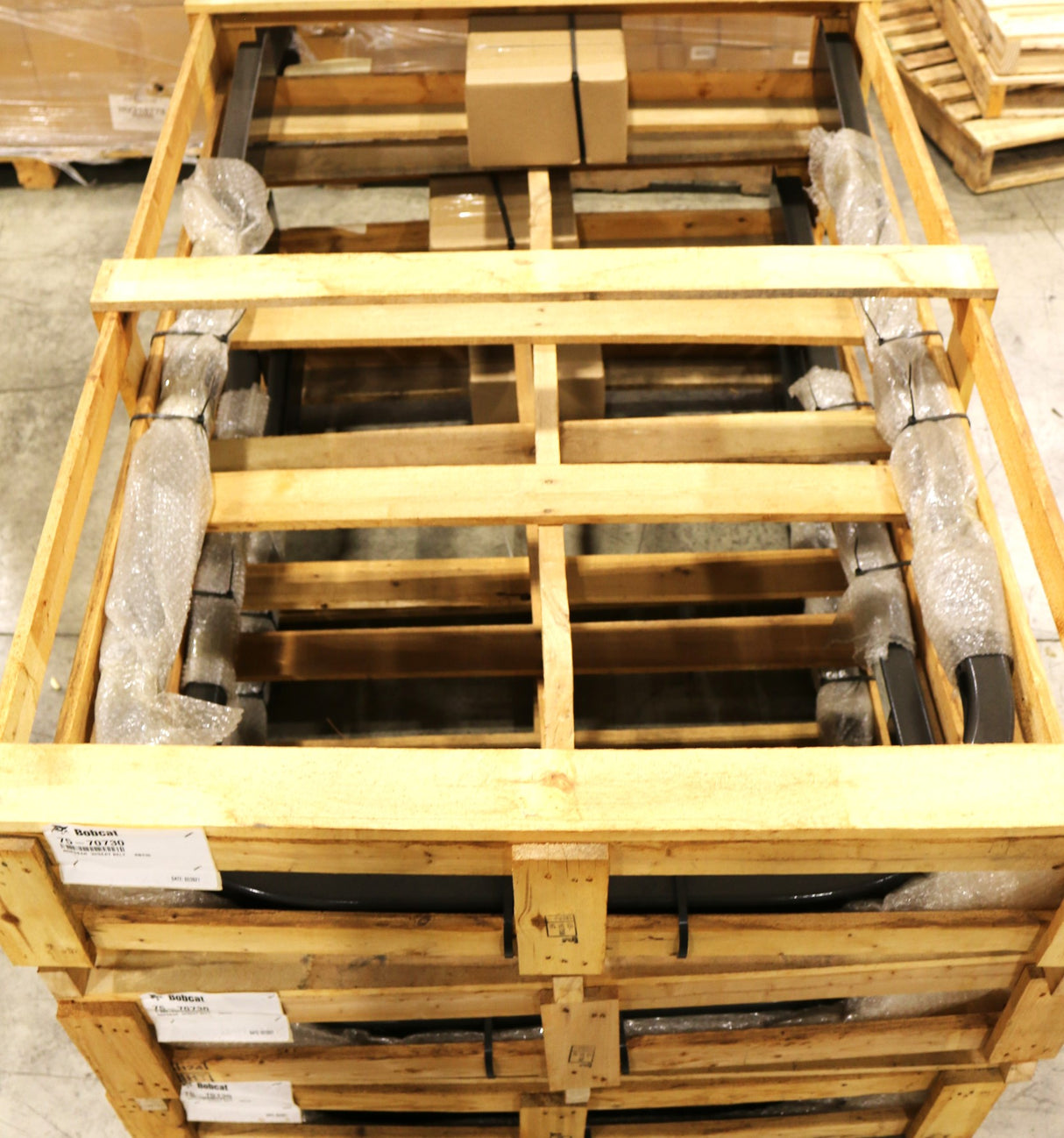 BOBCAT - 75-70730 - ROPSBAR W|SEAT BELT RB230