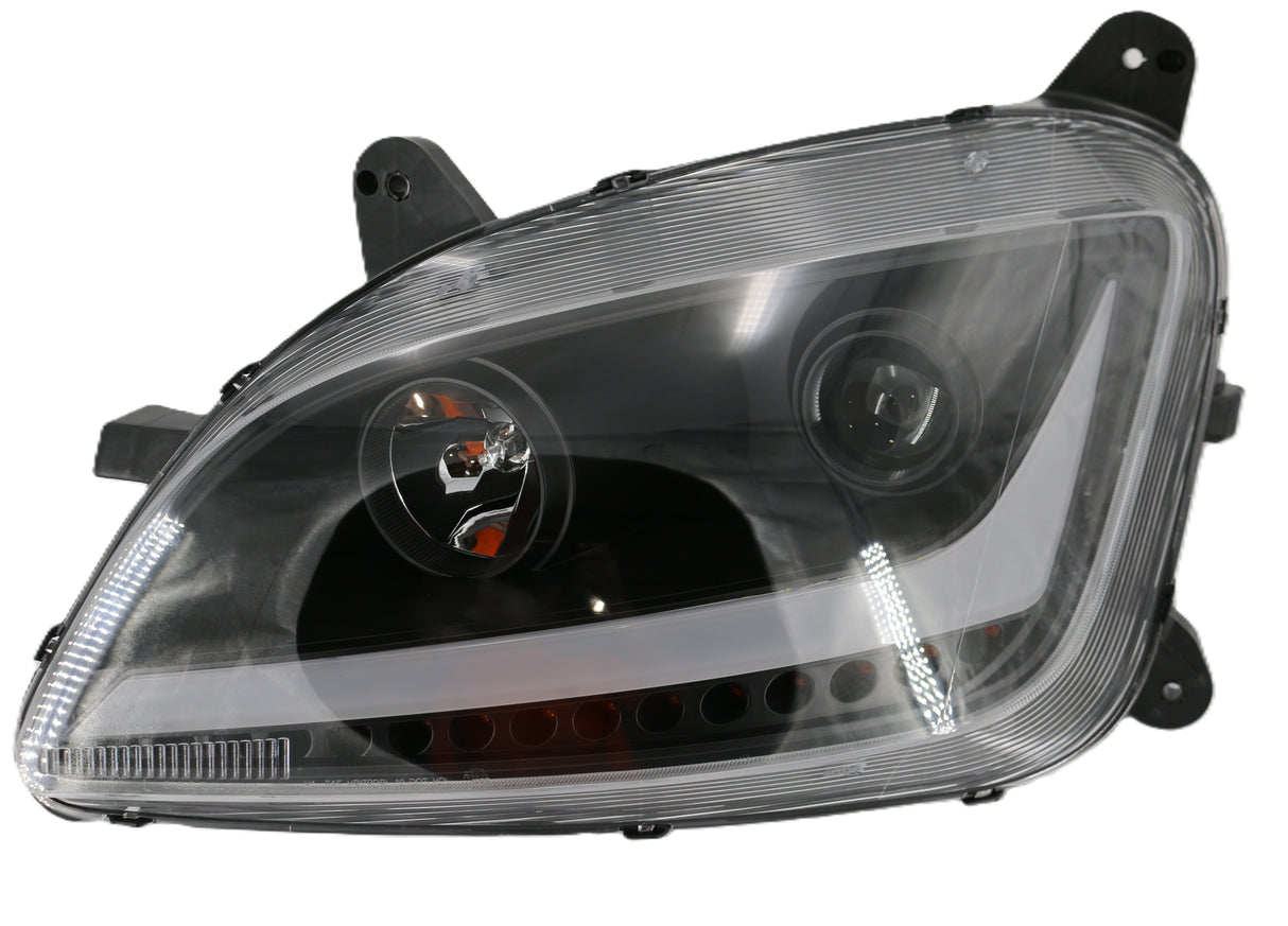 MATCH MADE - APL-10906 - 2015-19 PTRBLT 579 HDLT BLACK