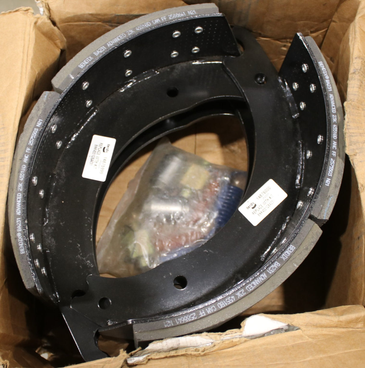 BENDIX - BNK4551QBA231 - BRAKE SHOE KIT