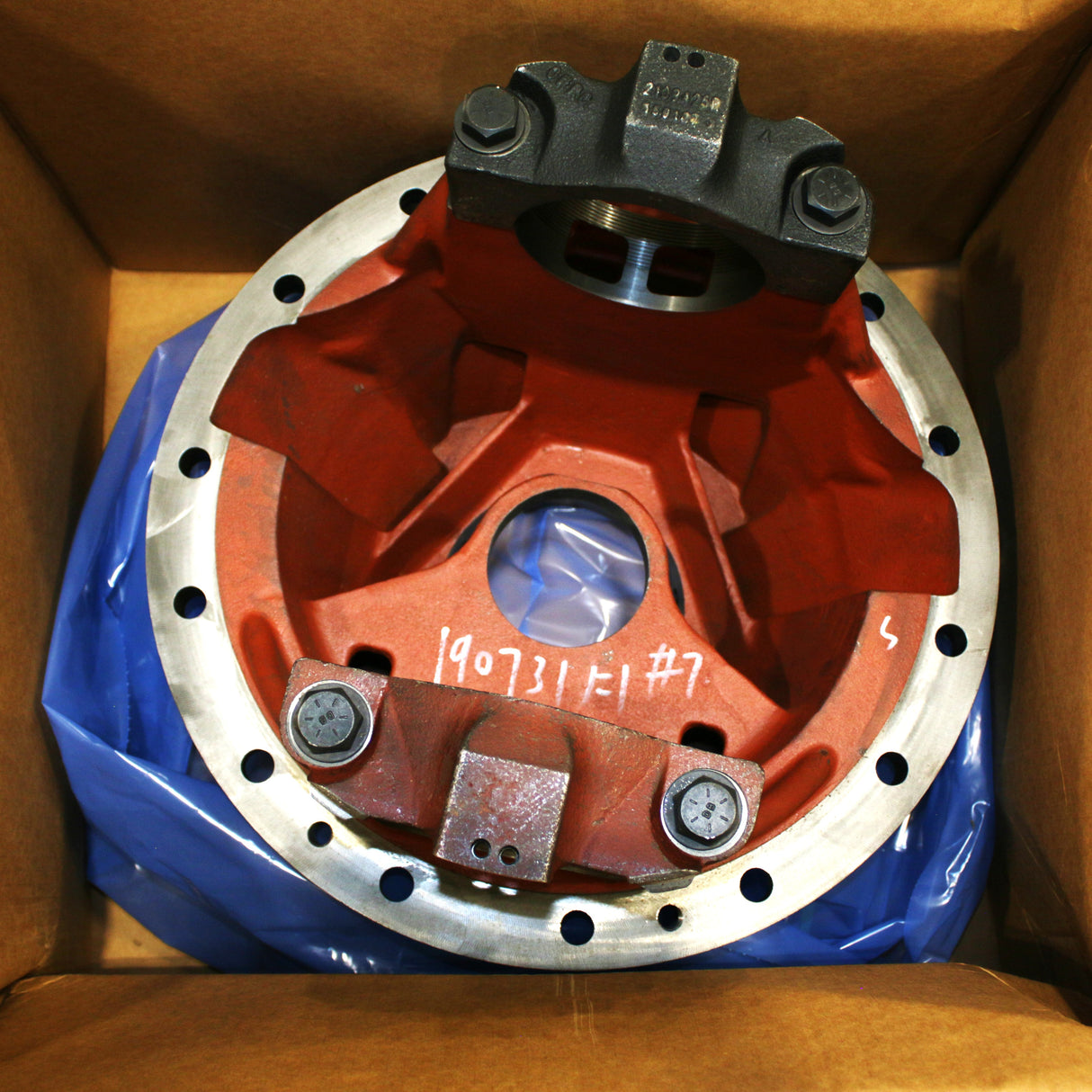 DANA SPICER - 2114633 - DIFFERENTIAL CARRIER & CAP ASSEMBLY