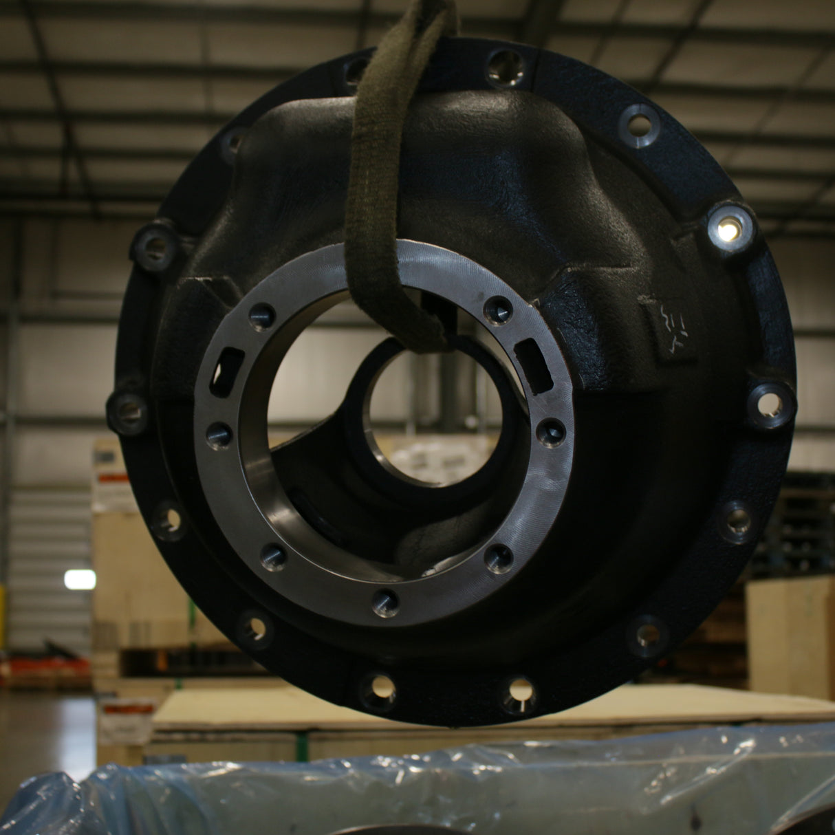 DANA SPICER - 123873 - DIFFERENTIAL CARRIER AND CAP ASSEMBLY
