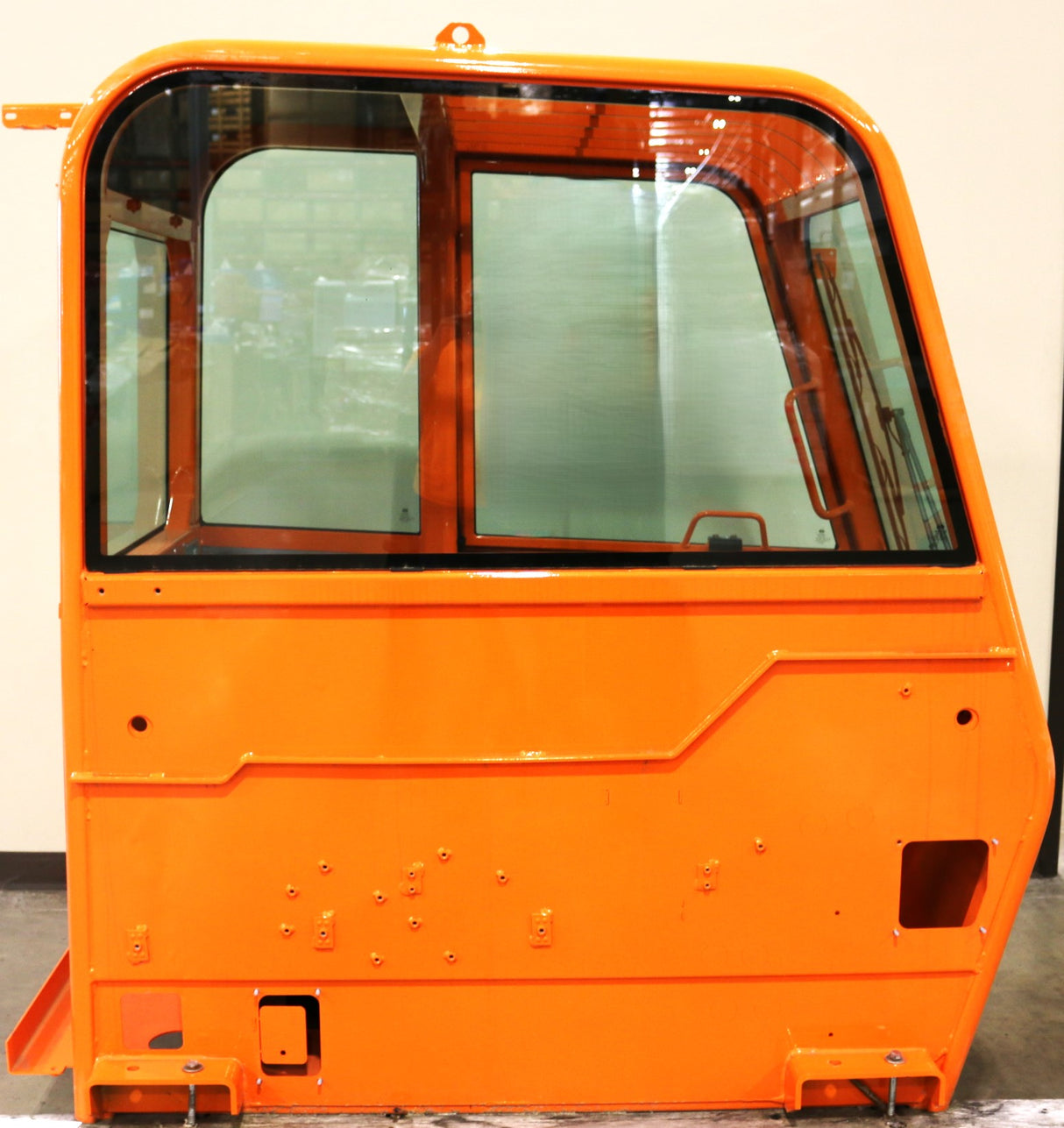 JLG - 1001119959 - CAB W/GLASS