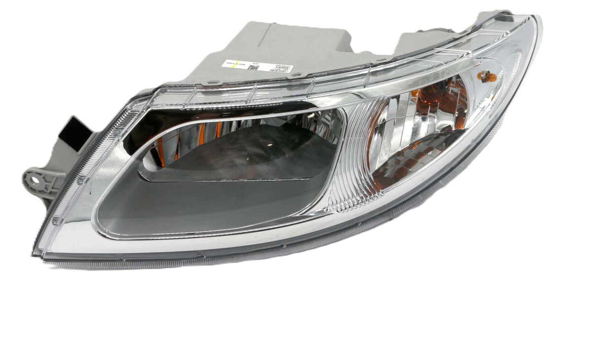 EAGLE EYES TRAFFIC IND. CO. LTD. - IN001-B021L - 2008-11 INT 4000 & 8000 SERIES HEAD LAMP