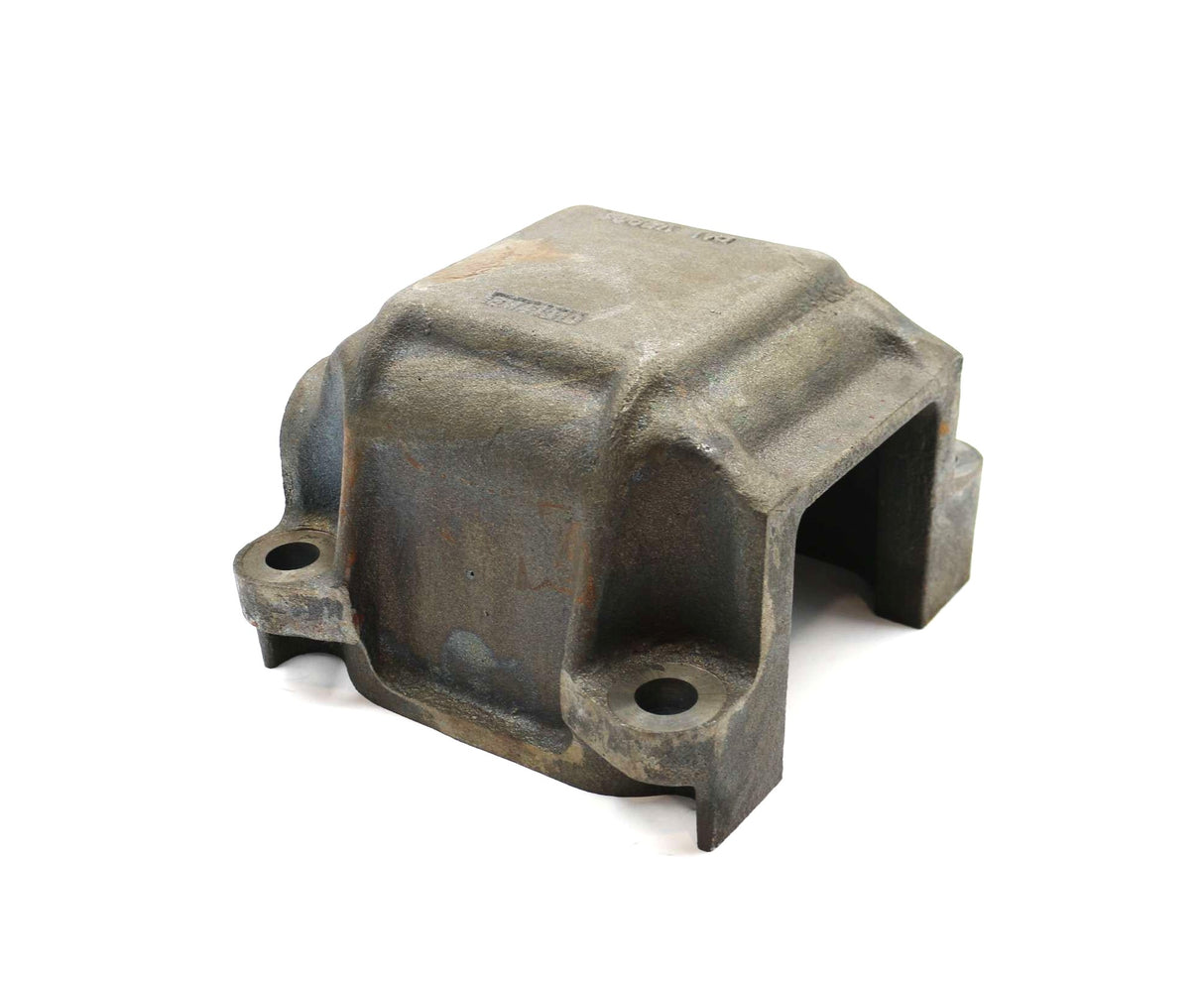 PAI INDUSTRIES - NOS - EM47150 - LEAF SPRING BRACKET