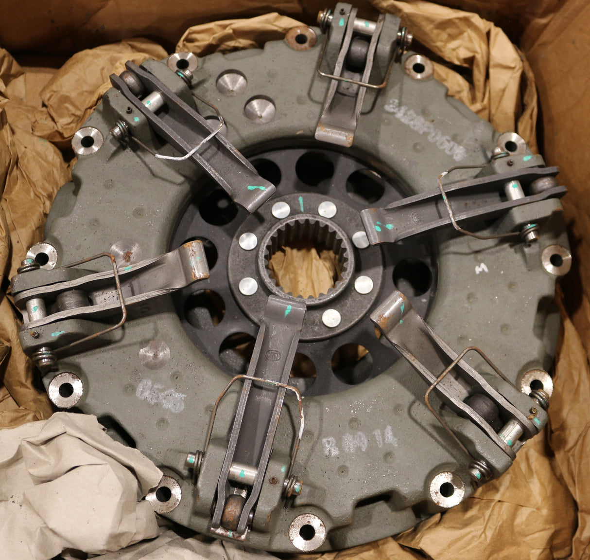 MAHINDRA - 000016406P04 - DRIVEN PLATE