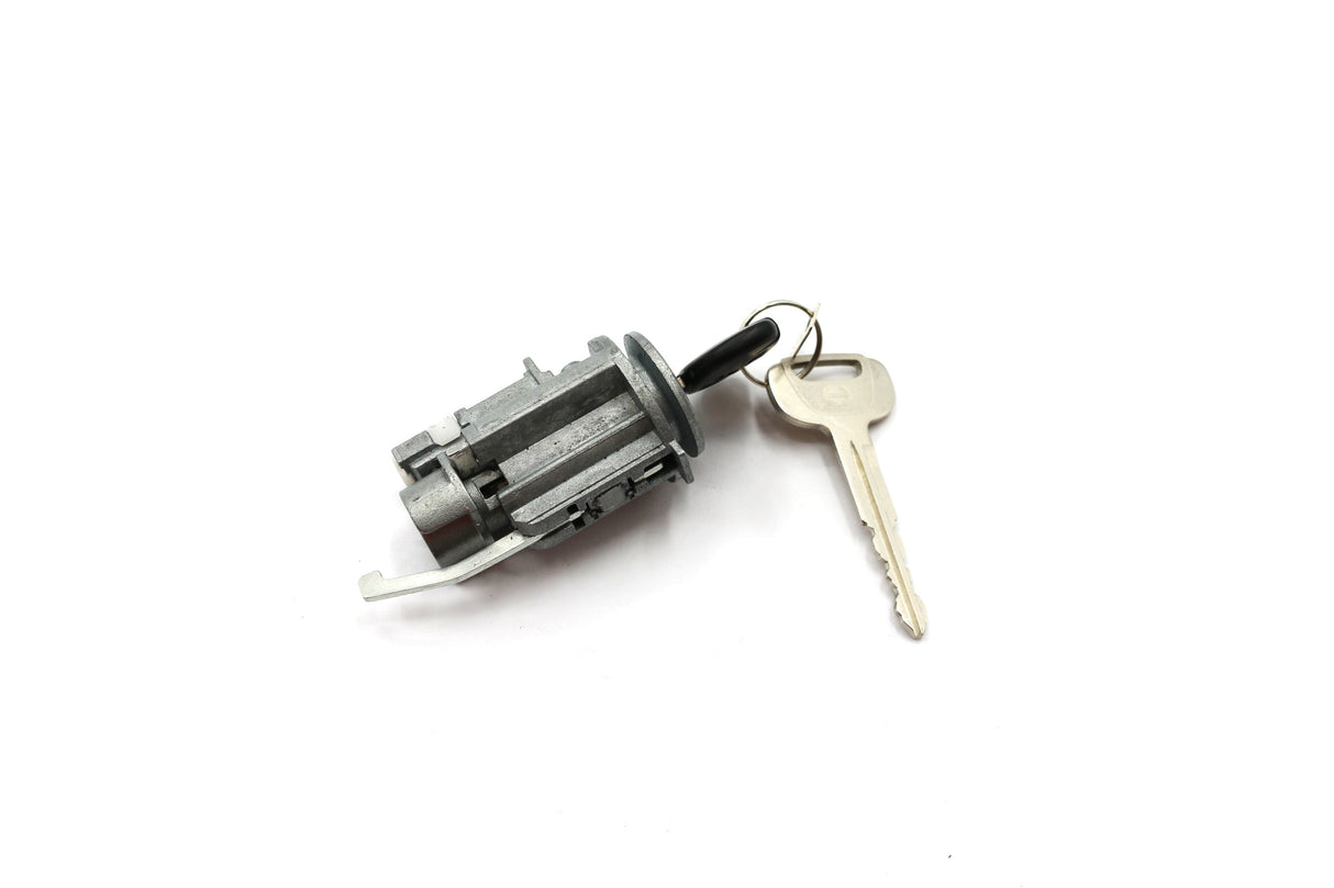 HINO - S696103682 - CYLINDER ASSY - KEY SET LOCK