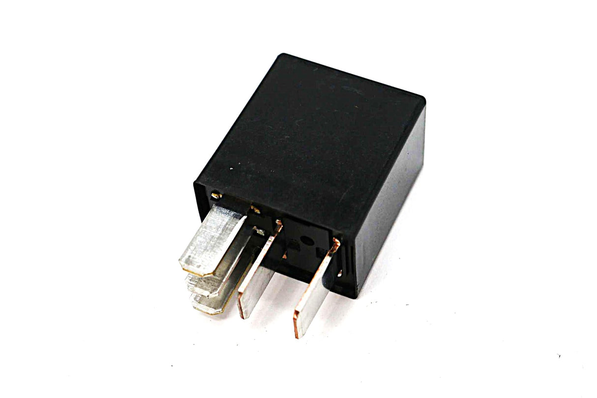 GM - 13502676 - RELAY