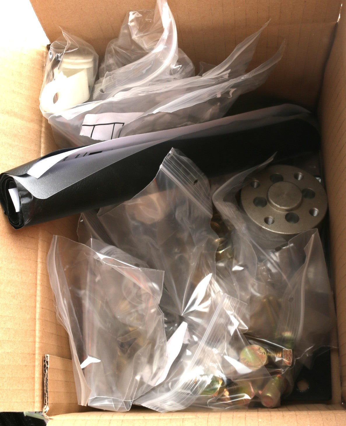 JLG - 1001139890 - KIT (SERVICE) ENGINE FIELD REPL