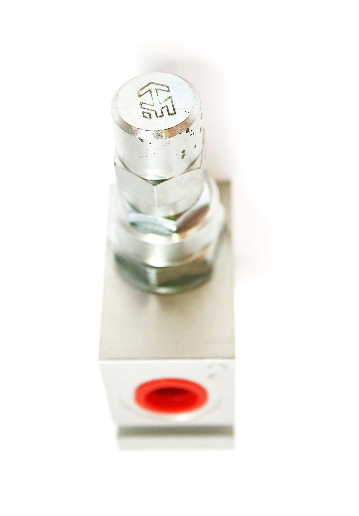 JLG - 4641073 - VALVE FLOW CONTROL