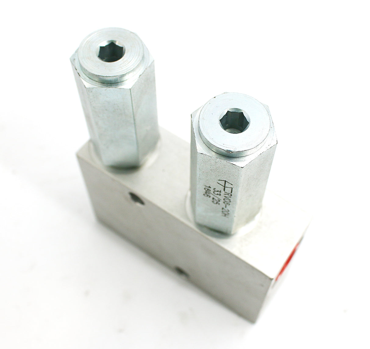 JLG - 4640839 - VALVE (RELIEF/SHUTTLE)