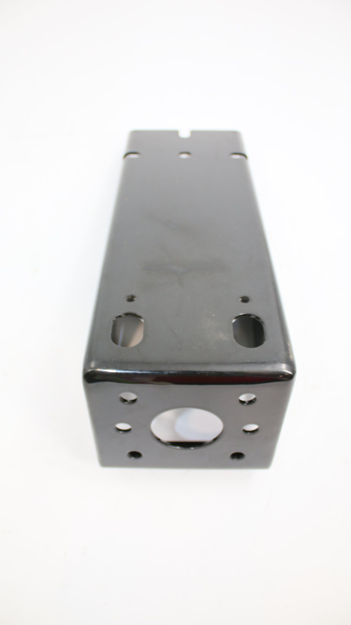 JLG - 1001183115 - BRACKET REAR LIGHT