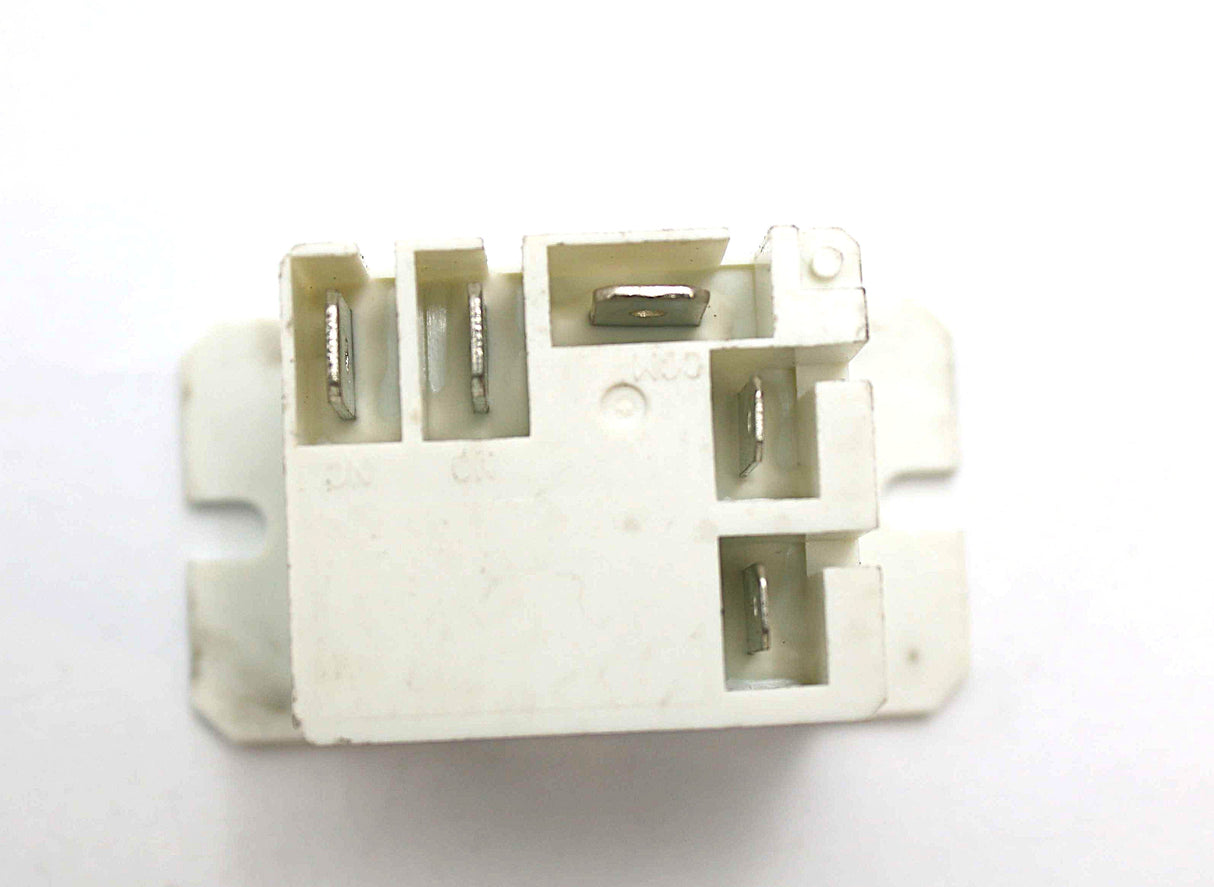 HASCO RELAYS & ELECTRONICS CORP - HAT903CSAC220 - RELAY 240V SPDT FLANGE MOUNT