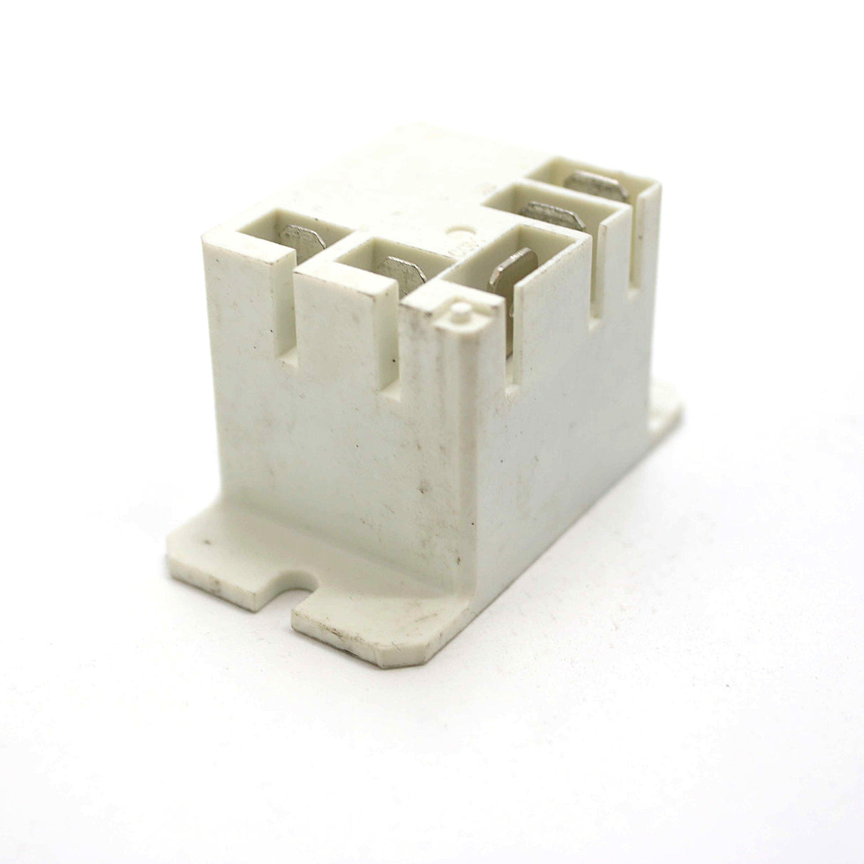 HASCO RELAYS & ELECTRONICS CORP - HAT903CSAC220 - RELAY 240V SPDT FLANGE MOUNT