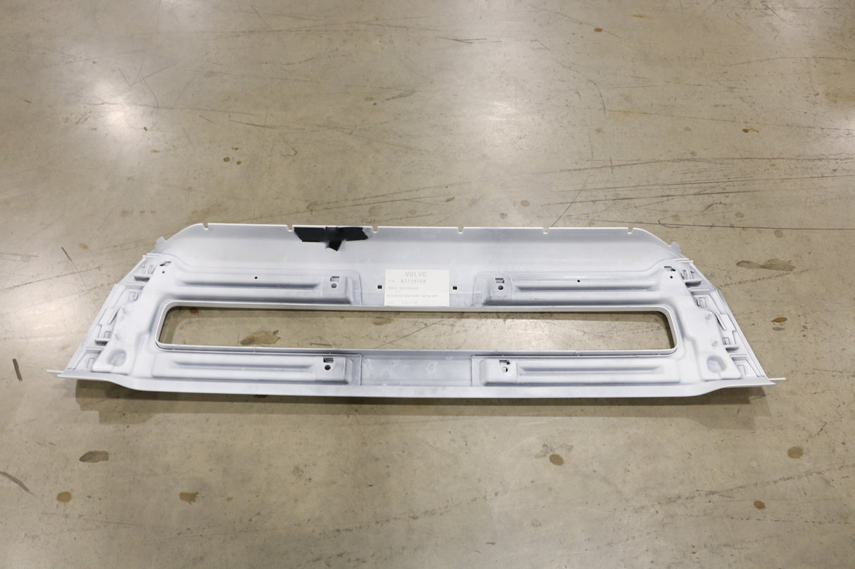 VOLVO - REFURBISHED - 82728568P3029 - PAINTED CLASSIC CTR 82728568