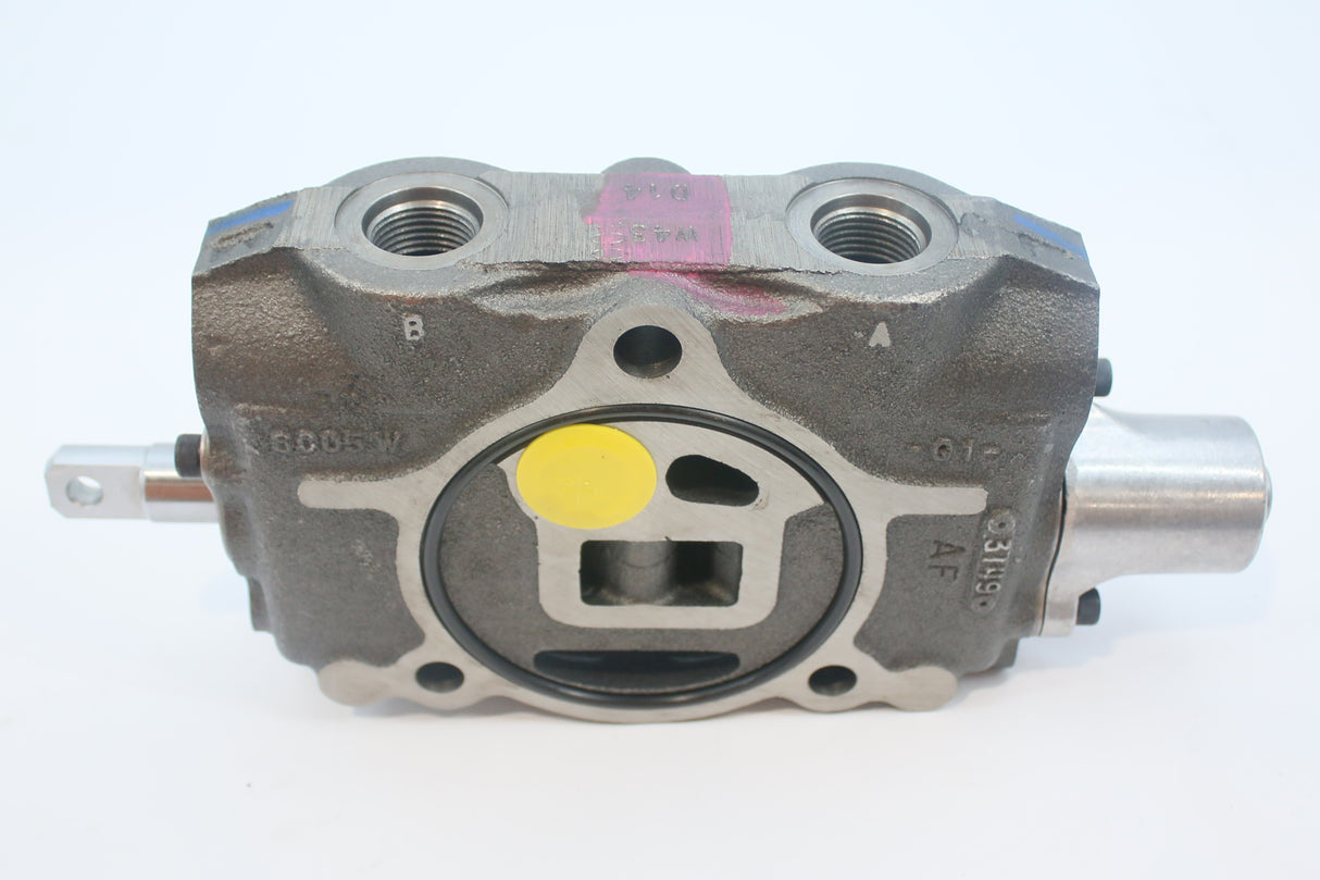DOOSAN - D513198 - VALVE GROUP SECTION TILT