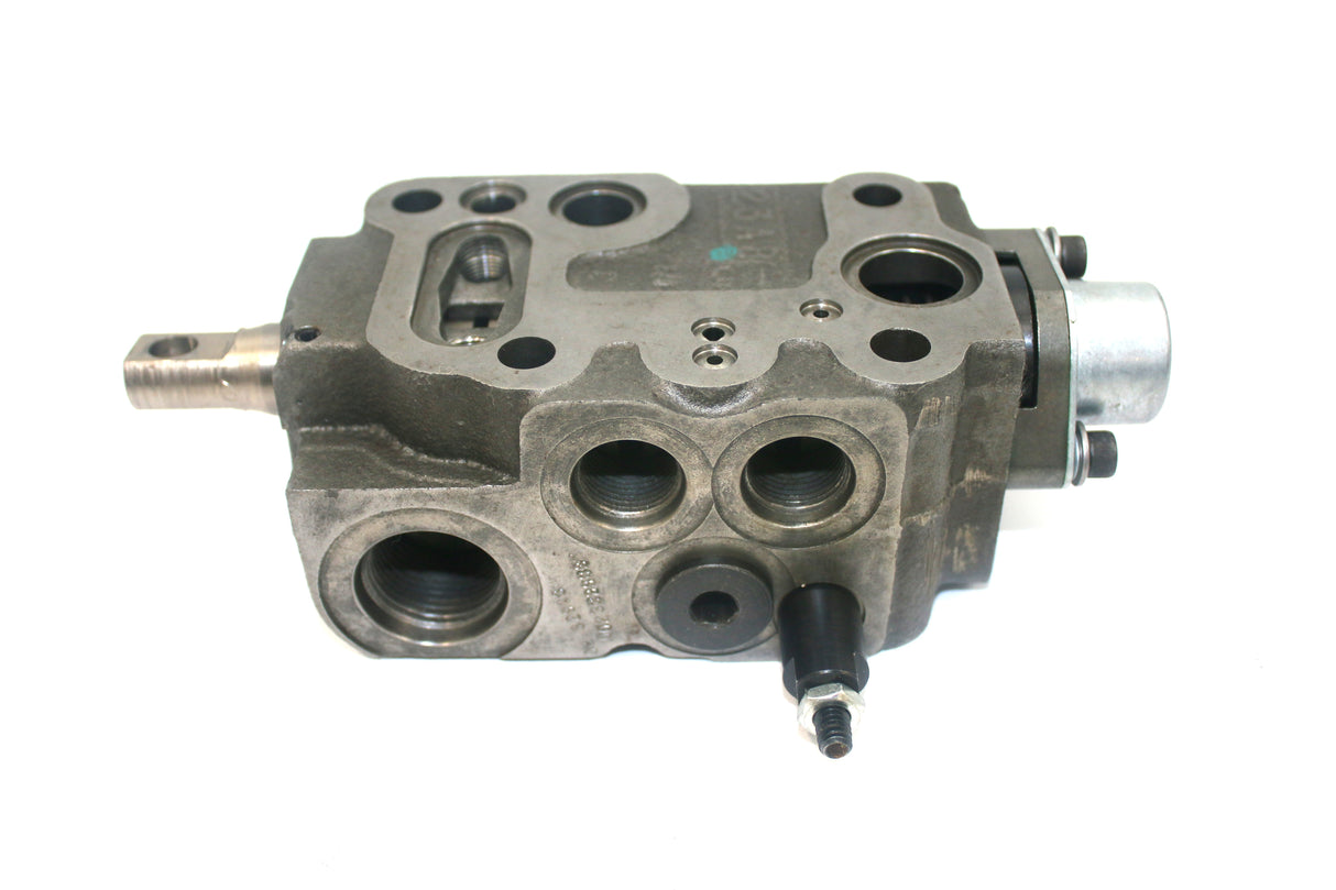 DOOSAN - D516044 - VALVE GP - INLET (3 SECTION)