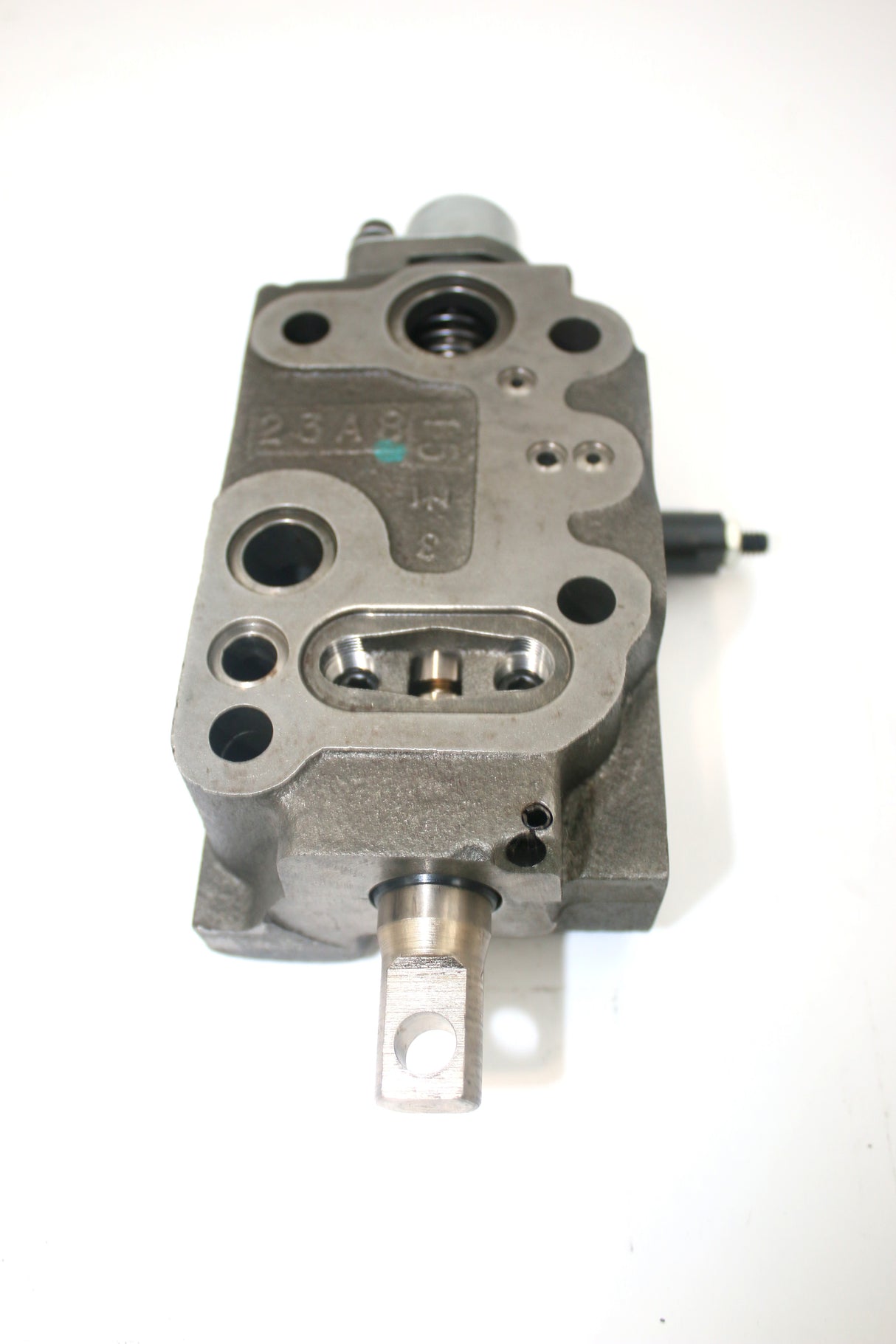 DOOSAN - D516044 - VALVE GP - INLET (3 SECTION)