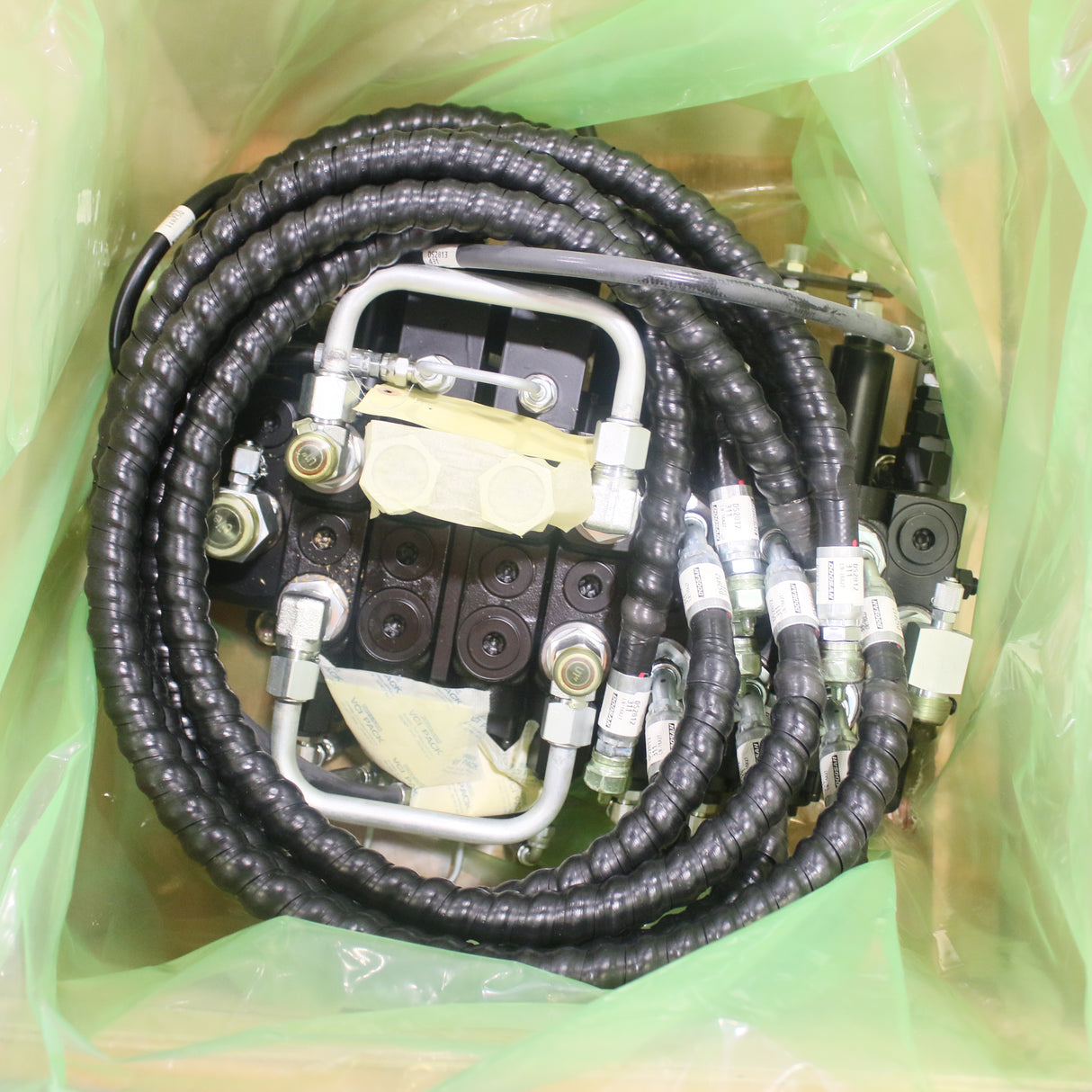 DOOSAN - 410105-01246 - VALVE ASSY CONTROL 5 SPOOL