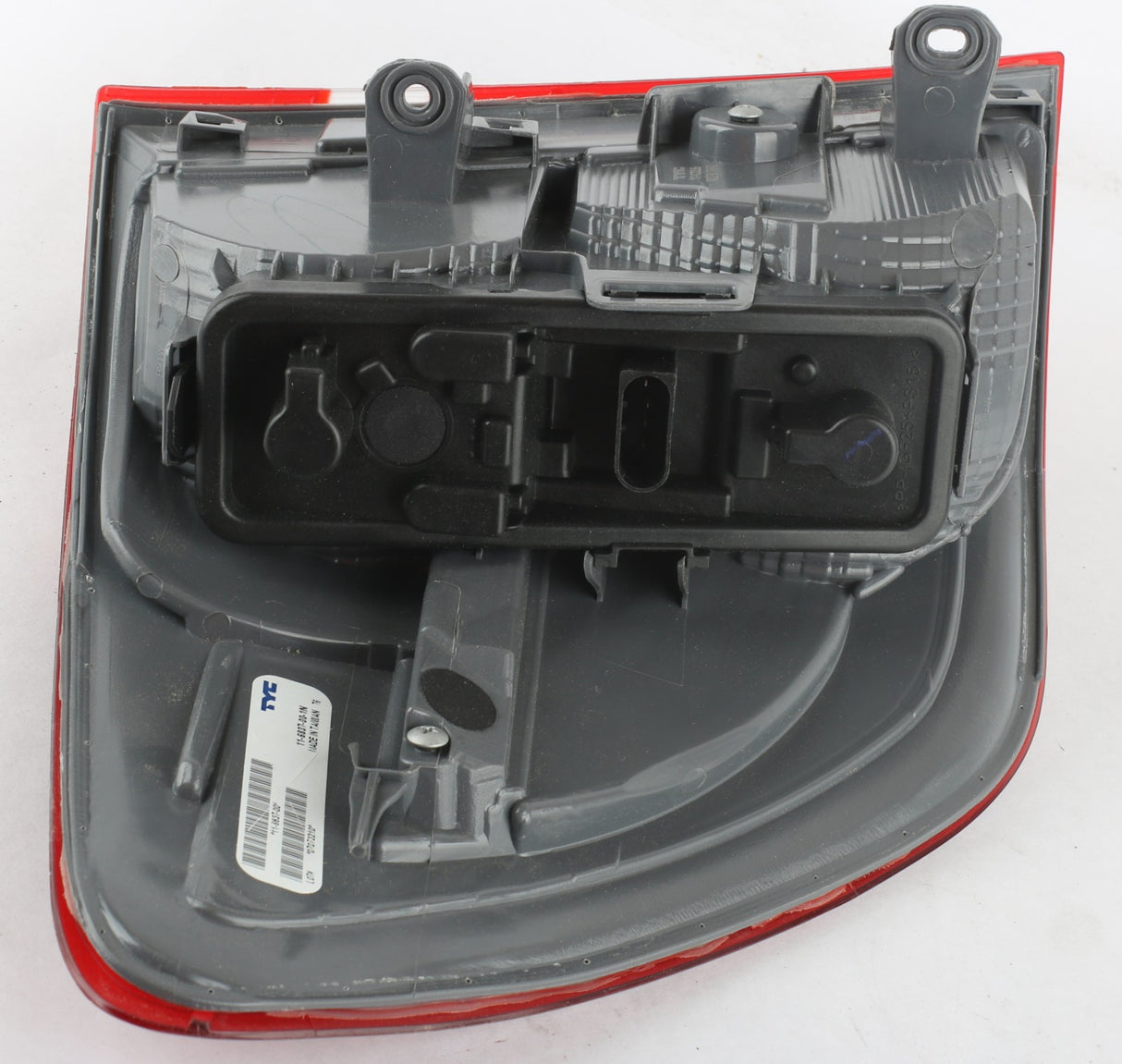TYC - 11-6837-00 - TAIL LIGHT ASSY (RH)