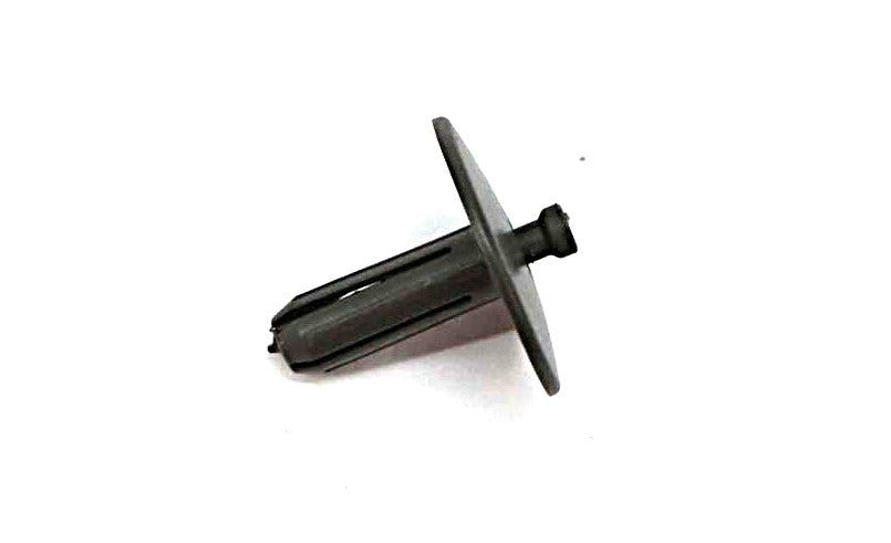 MACK - 20456722 - PLASTIC RIVIT