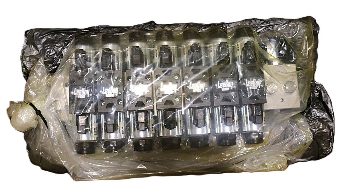 LEEBOY - 1013063-FA - MANIFOLD - HYDRAULIC - 9 STATION - 7 VALVE - W/ RE