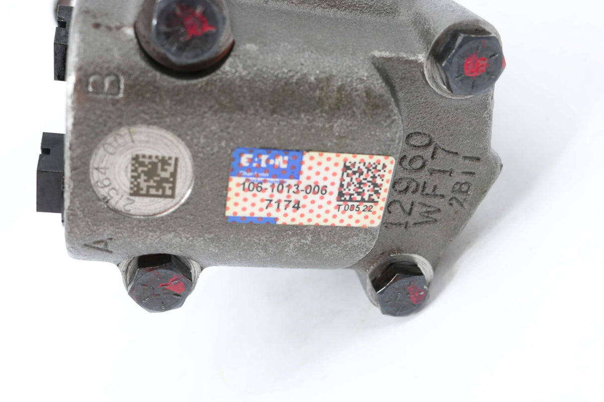 BOBCAT - 6677533 - MOTOR - HYDRAULIC 2000 SERIES