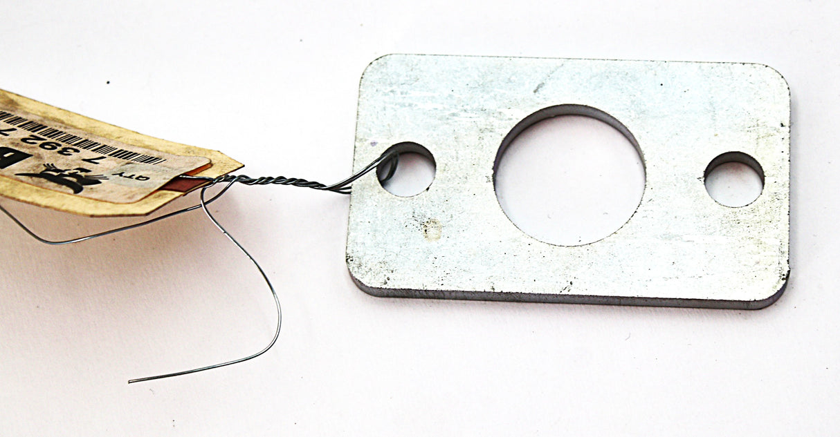 BOBCAT - 7392702 - PLATE BRACE