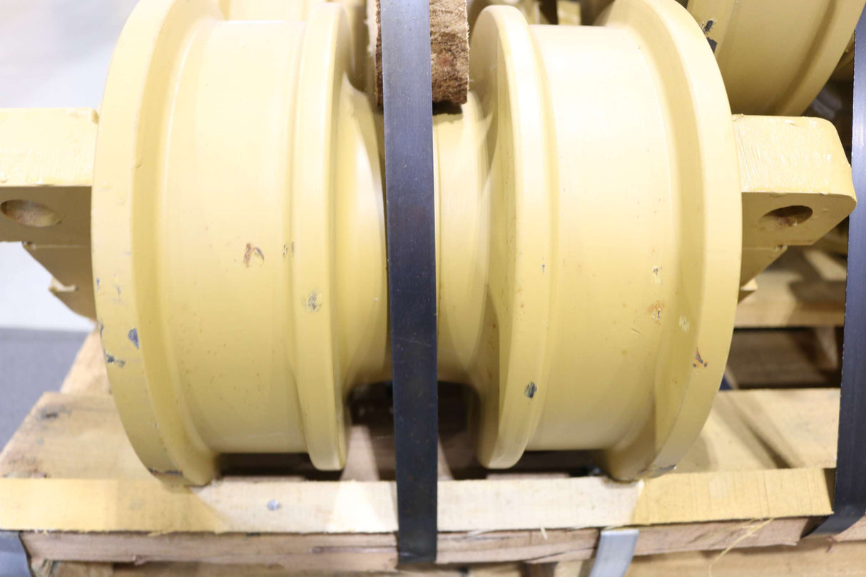 TIGERCAT - CW259 - ROLLER - D6 - TRACTOR - DOUBLE FLANGE - KTSU