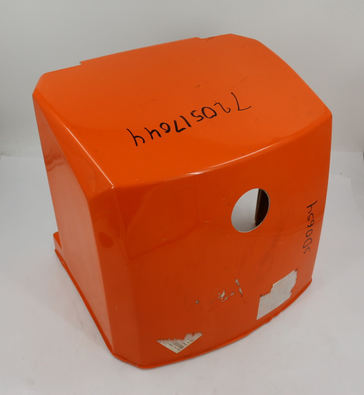 JLG - SD0654 - COVER - BATTERY CHARGER