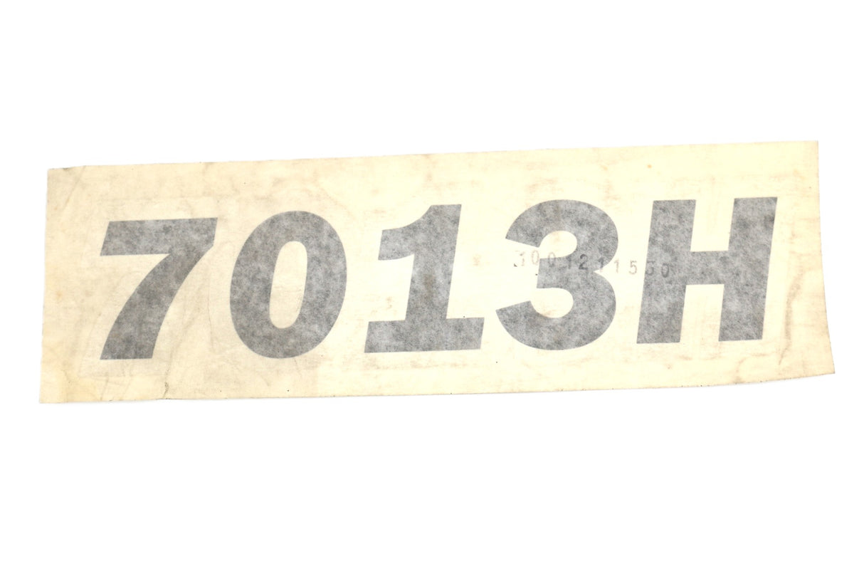 JLG - 1001211530 - DECAL - JLG 7013 HOOD
