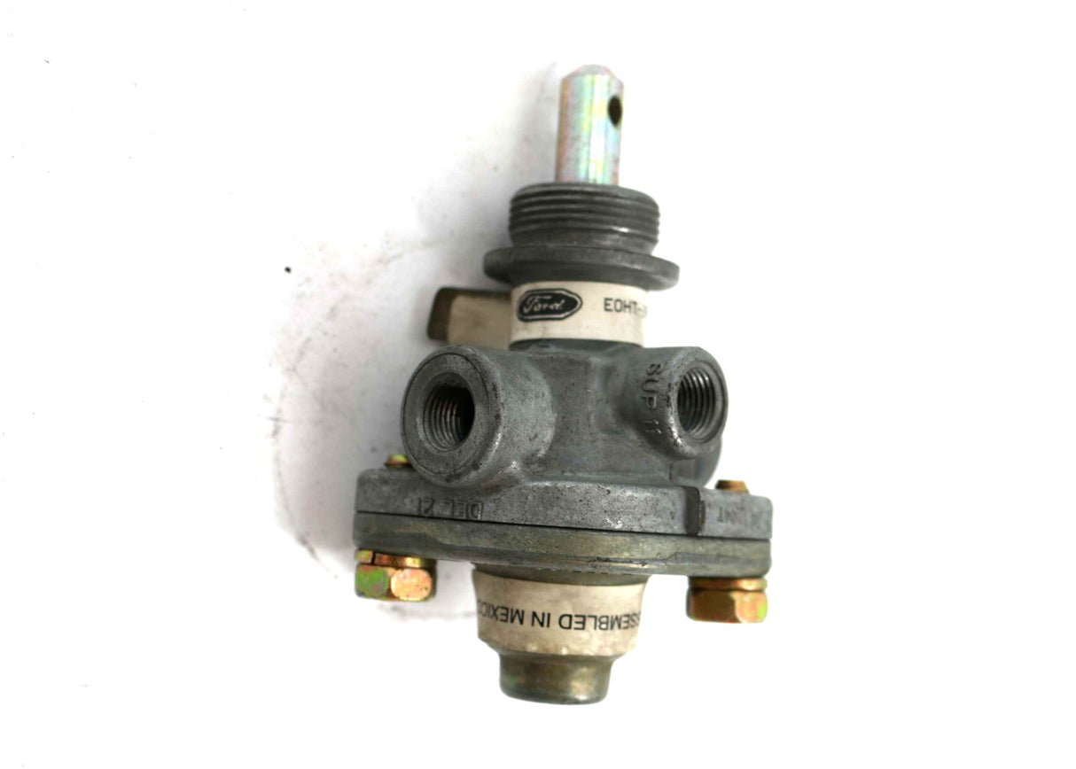 FORD - EDHT-2A622-EA - CONTROL VALVE
