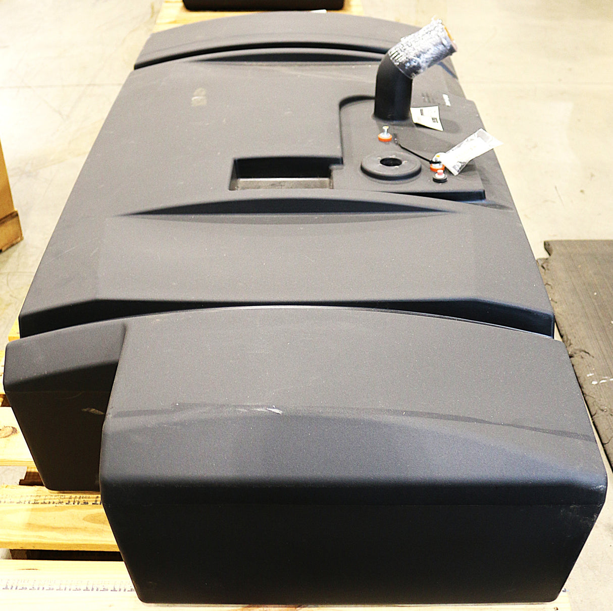 ATLAS COPCO - 1310947180 - FUEL TANK ASY - QAS 70 T4F